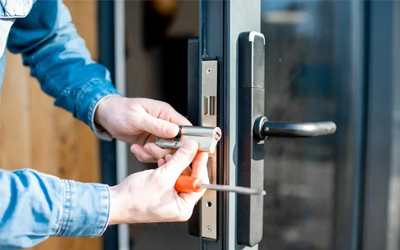 Safeguarding Your Valuables in Olympia with the Help of a Locksmith